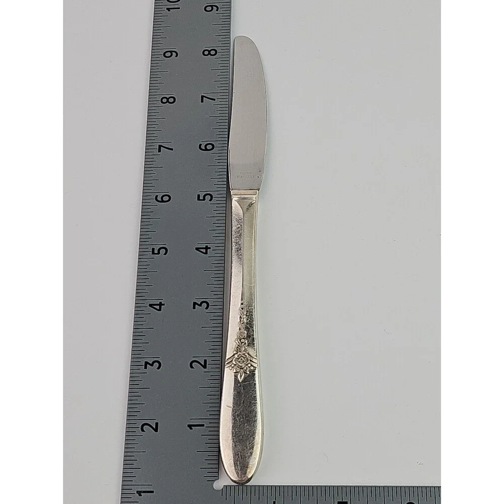 Vintage 1941 Fantasy Oneida Silverplate Knives Tudor Community Set of 3 Floral